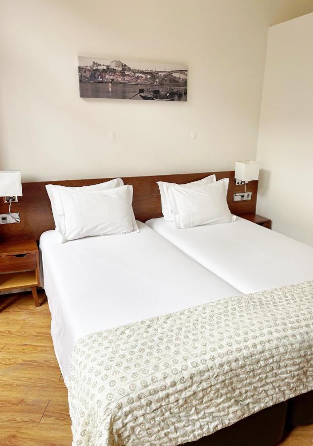 Flores Lofts Porto Bagian luar foto